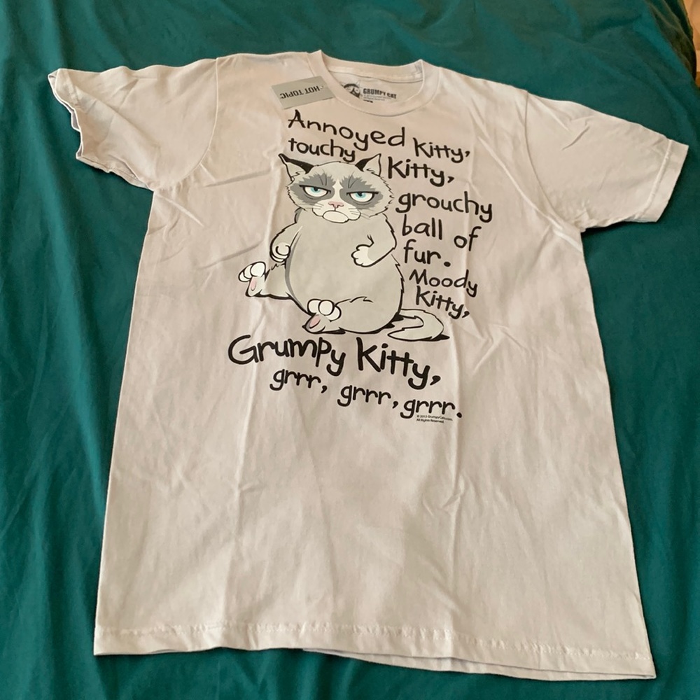 Hot Topic Grumpy Cat T Shirt
